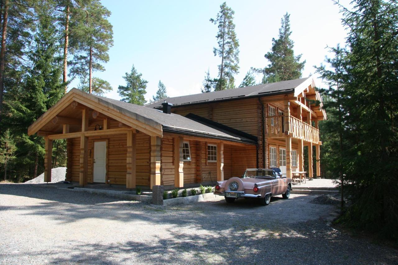 Timber Home Arvika Luaran gambar